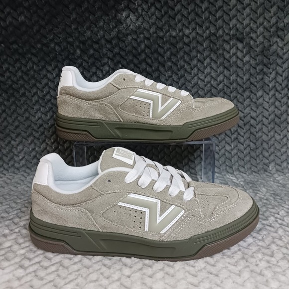 Vans Upland Low Cut Natural Leather Skateboarding Shoes Size Men's 9 Womens 10.5